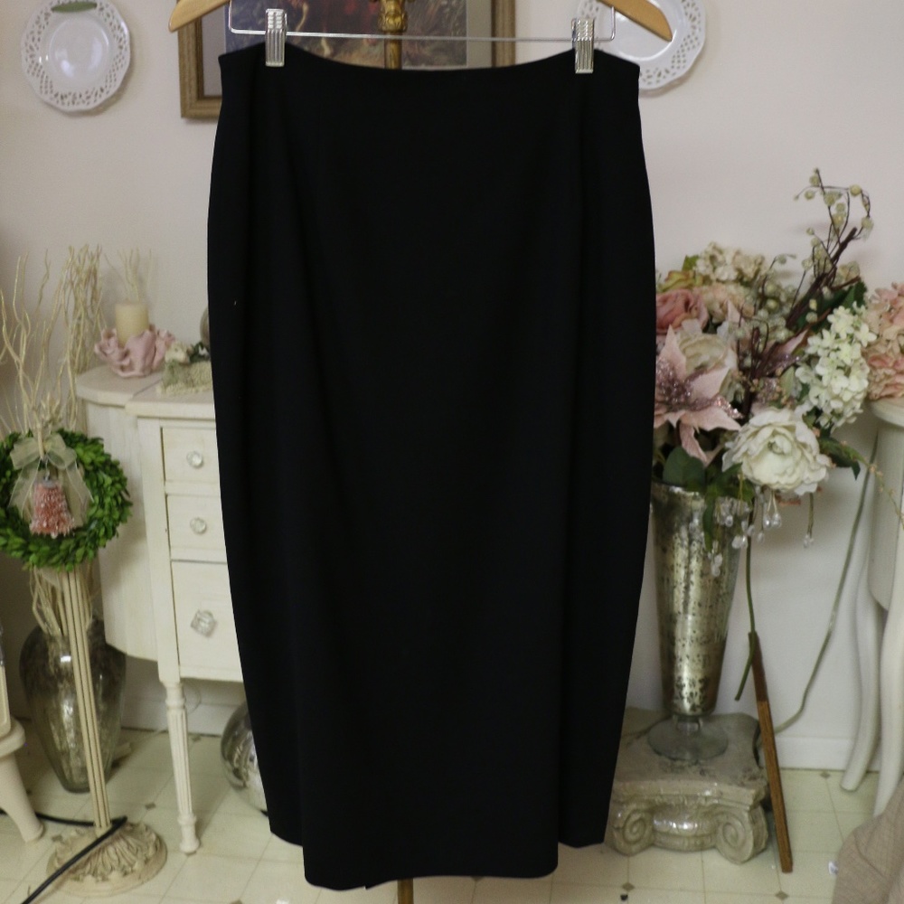 Long Pure Wool Black Jones New York Skirt